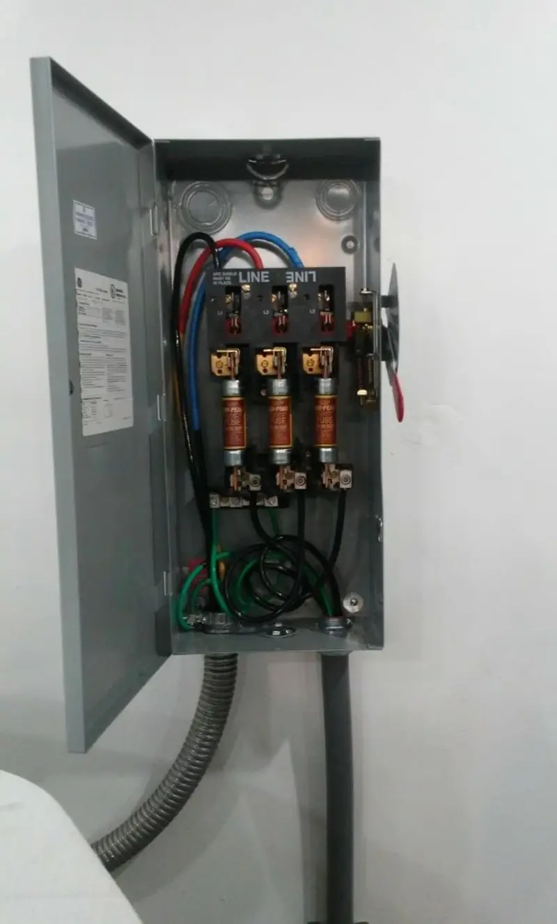 Three-phase disconnect switch installed for Electrical Wiring & Rewiring in Wood-Ridge